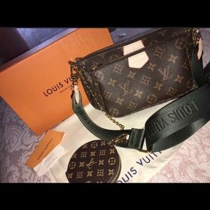 Louis Vuitton Multi Pochette Accessoires